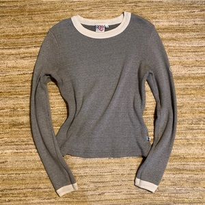 Roxy long sleeve tee size small y2k vintage